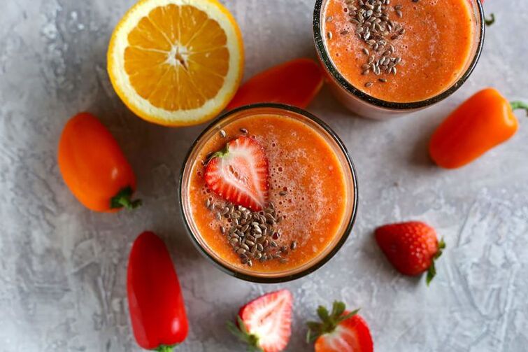 strawberry-orange smoothie with pepper